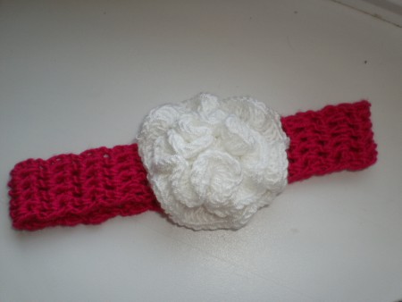 Čelenka cyklamen. - veľký kvet